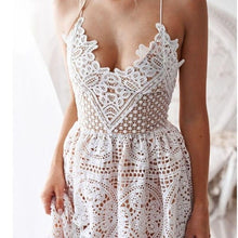 Carregar imagem para a galeria, paréo robe de plage mer soleil vacance été noir ile blanc piscine be cover