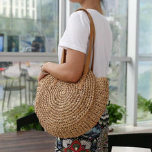 Charger l'image dans la galerie, sac en rotin tendance marron beige sac de plage be cover