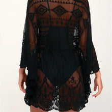 Carregar imagem para a galeria, paréo robe de plage soleil vacance été noir ile blanc piscine be cover