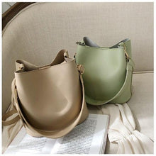 Charger l'image dans la galerie, sac en cuir tendance sac chic sac de ville sac de plage be cover