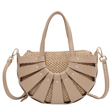 Upload image to gallery, Sac à main en rotin/cuir Winston
