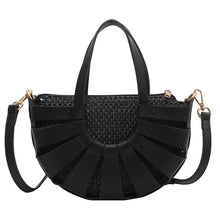 Upload image to gallery, Sac à main en rotin/cuir Winston
