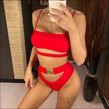 Upload image to gallery, maillot de bain deux piece taille haute rouge plage mer sable été
