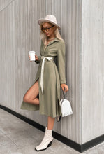 Upload image to gallery, Robe Calla BC
