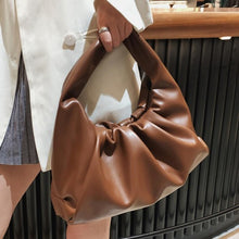 Upload image to gallery, sac en cuir tendance sac chic sac de ville sac de plage be cover
